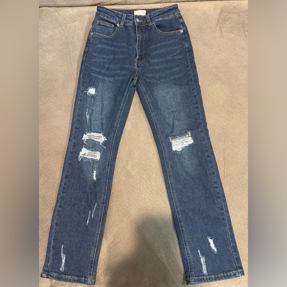 EUC Pink Lily Size 26 Dark Wash Jean